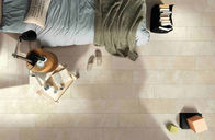 أرضية المطبخ باللون البيج الكريمي وبلاط الجدران والبلاط والرخام والأسمنت المزيج بنمط المظهر
